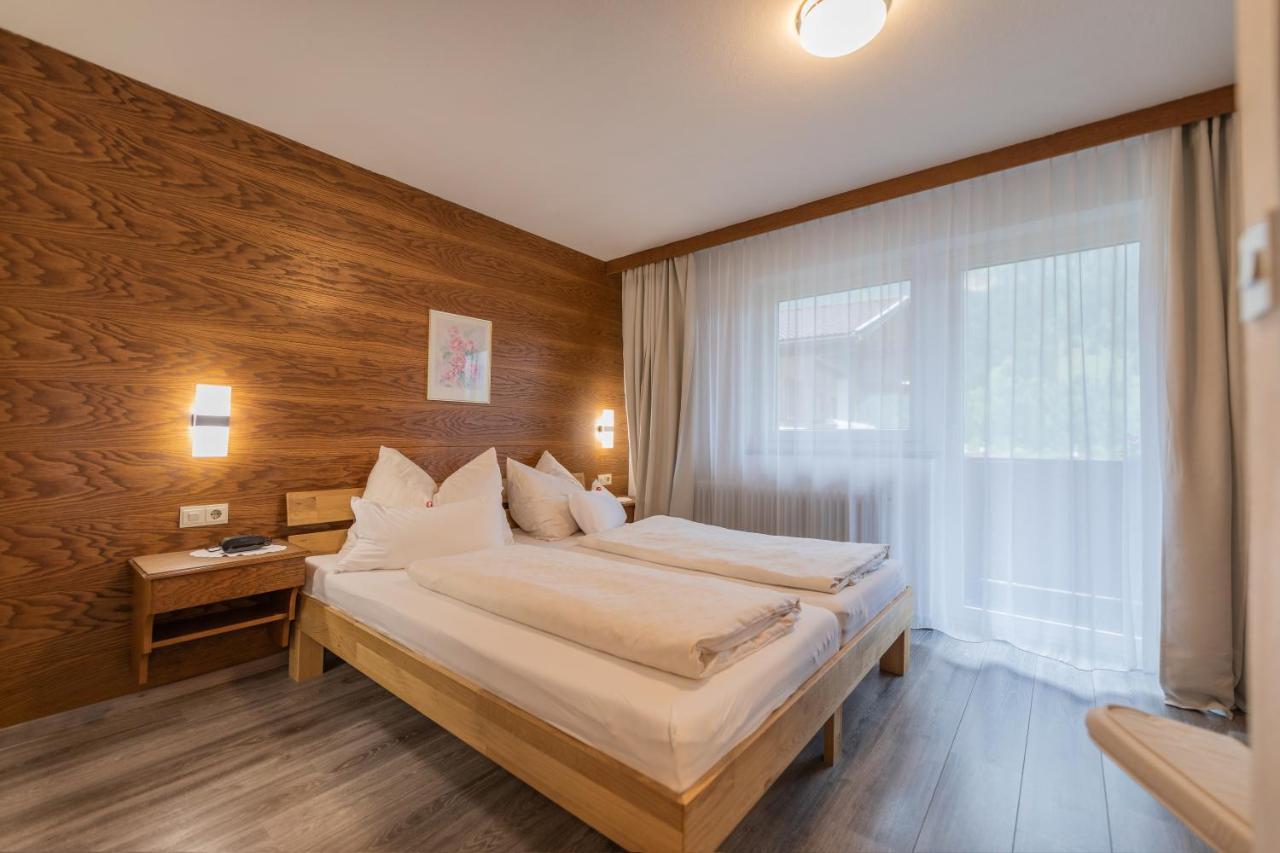 Pension Steinadler Neustift im Stubaital Exterior foto