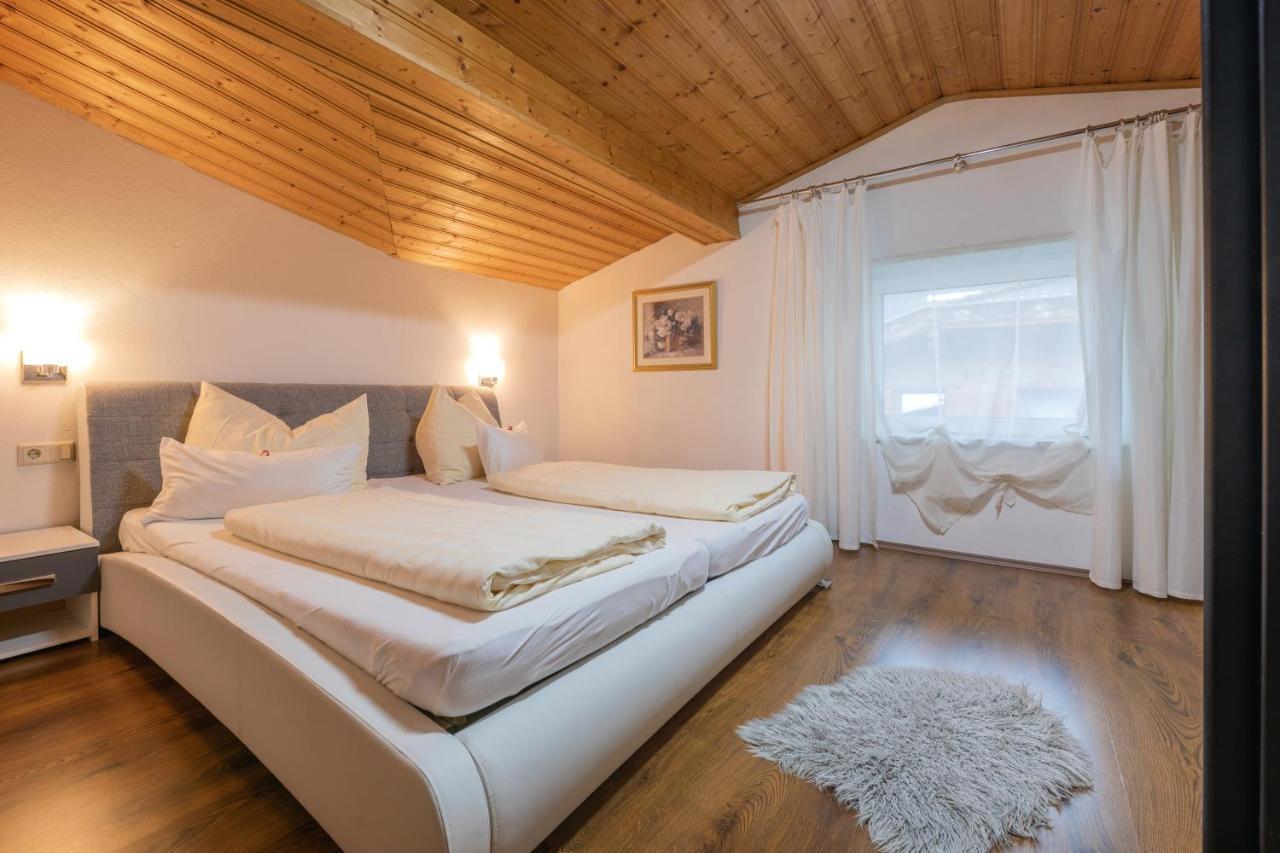 Pension Steinadler Neustift im Stubaital Exterior foto